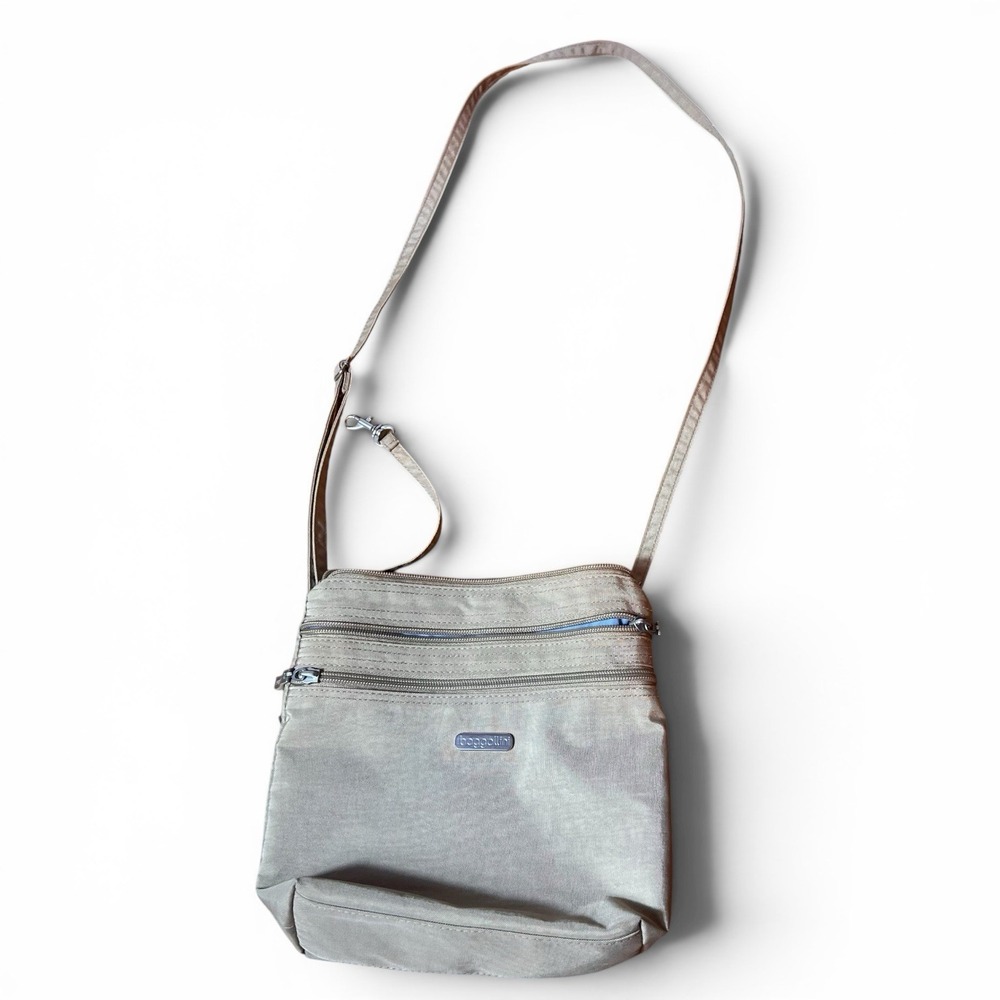 baggallini crossbody bag Beige Nylon Water-resistant Travel Purse